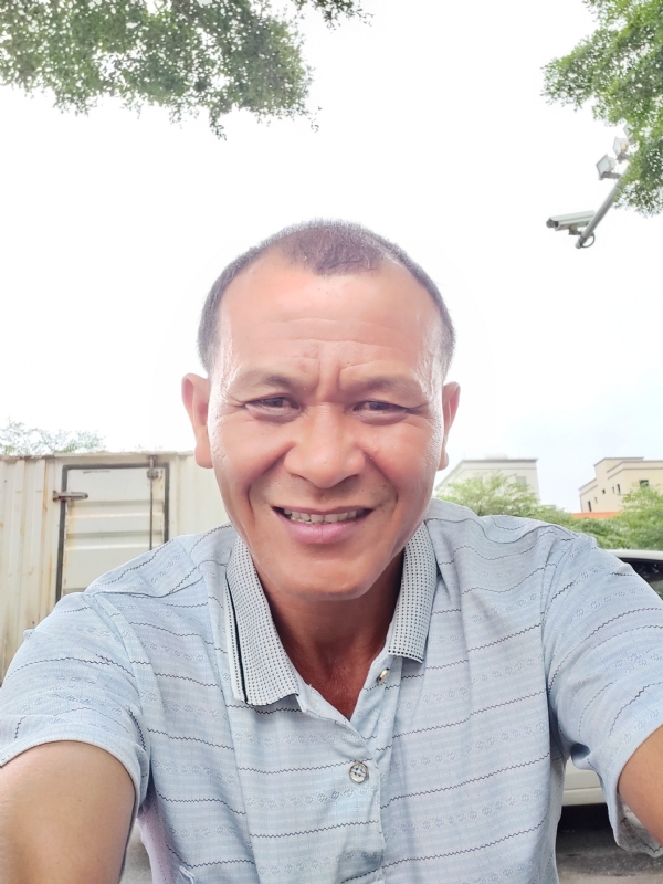 大老的第一张照片--吴川认干亲服务网